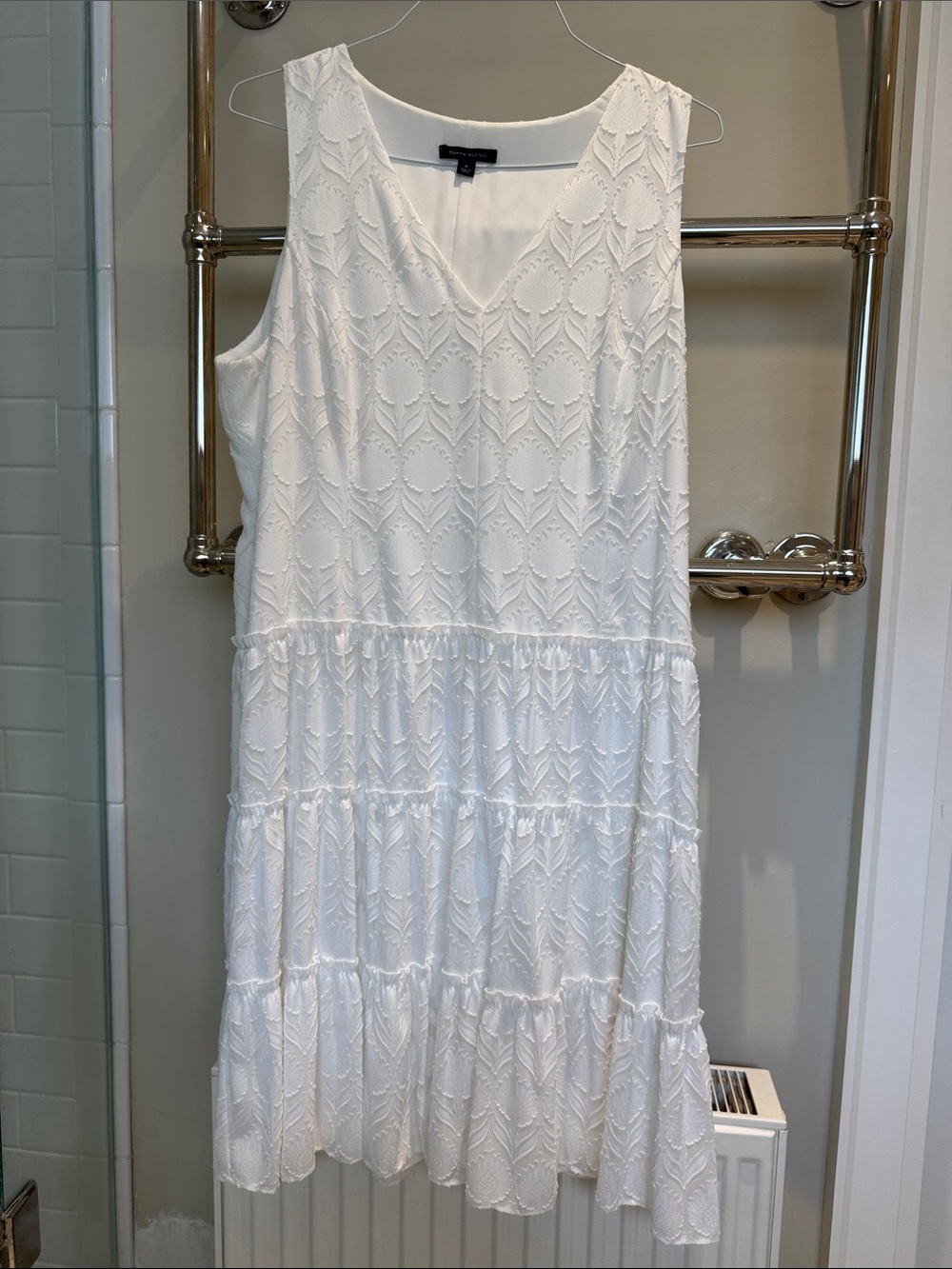 Sleeveless White Tiered V-Neck Tommy Hilfiger sundress